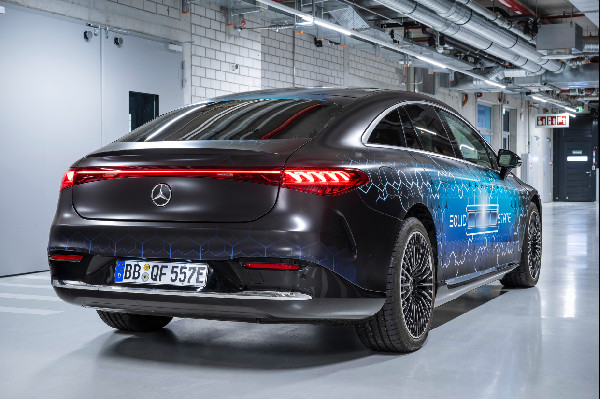 Mercedes-Benz Begins Solid-State Battery Road Tests