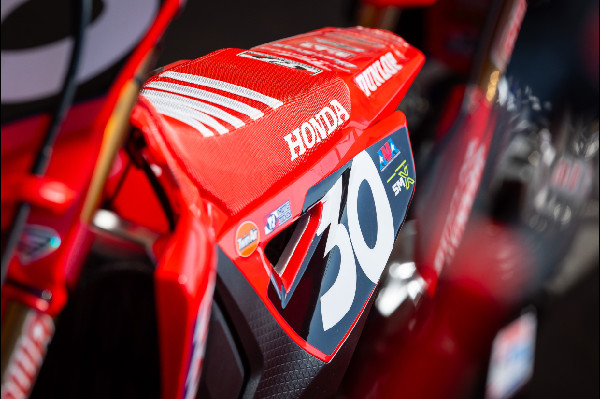 Honda HRC Faces Challenges in Glendale SX