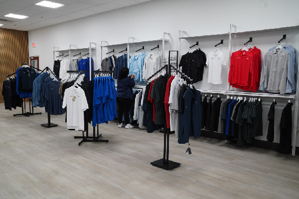 Hyundai Opens New Care Center for Employees