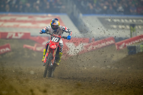 Hymas Finishes Sixth at Detroit SX