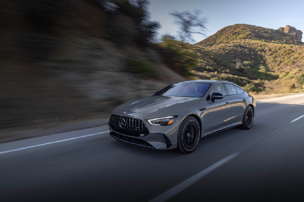 Mercedes-AMG GT 63 S E PERFORMANCE Overview