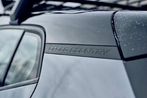 Volvo EX30 Cross Country: Adventure Awaits
