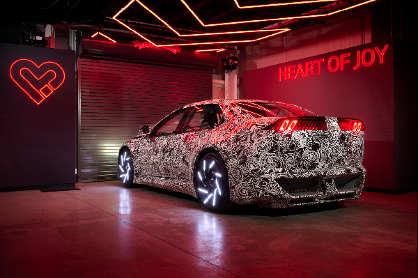 BMW's Heart of Joy Enhances Driving Experience