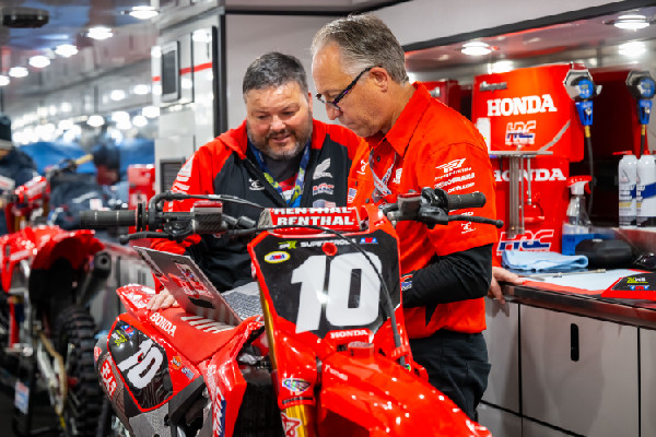Hymas Finishes Sixth at Detroit SX