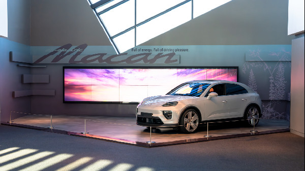 New Macan Electric at Porsche Experience Centers