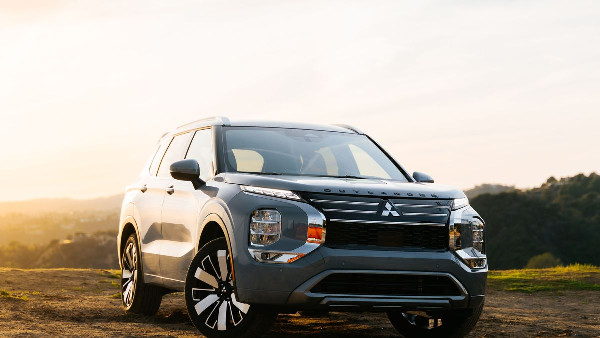 2025 Mitsubishi Outlander Pricing and Features Revealed