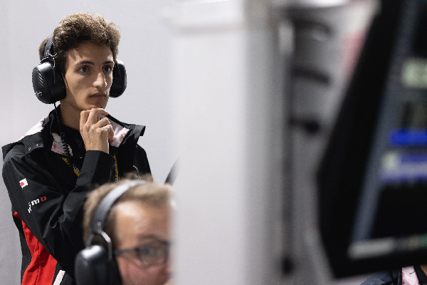 Gabriele Minì Joins Nissan for Rookie Practice