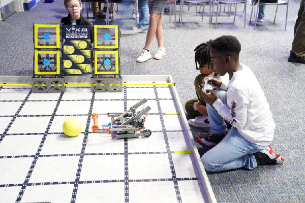 HMMA's Annual HIRE Robotics Tournament Highlights STEM