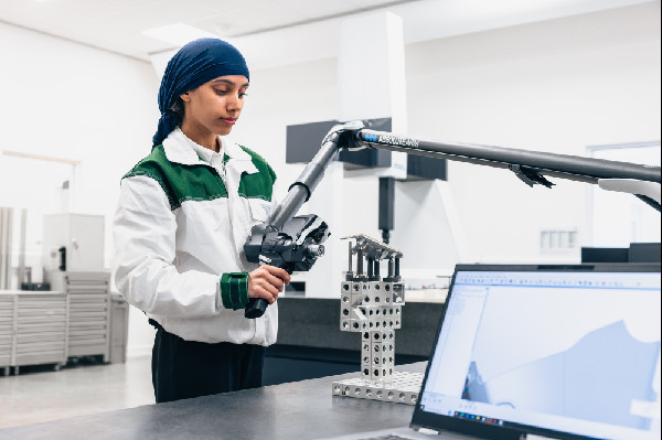 Bentley Opens New Excellence Centre in Crewe