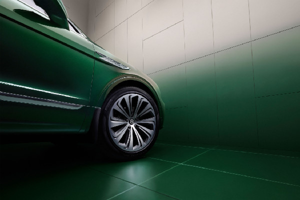 Bentley Unveils New Bentayga Atelier Edition