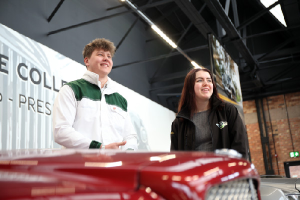 Bentley Motors Opens New Apprenticeship Vacancies