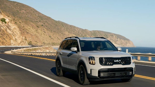 Kia Models Win Car and Driver Awards