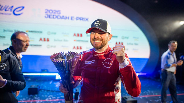 Nissan Formula E Team Triumphs in Jeddah