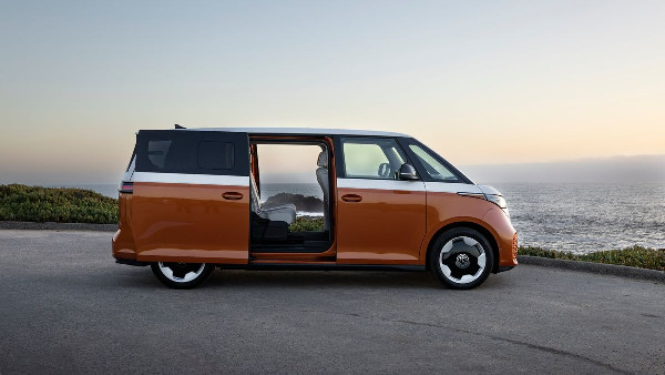 ID. Buzz Wins Best Family Car Award for 2025