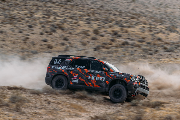 Honda Passport Shines at Mint 400 Race