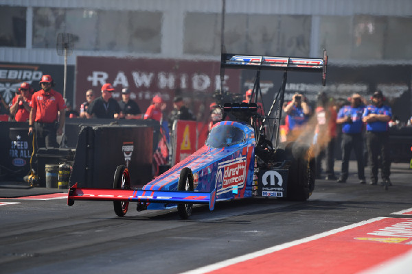 Hagan Narrowly Defeated at NHRA Arizona Nationals