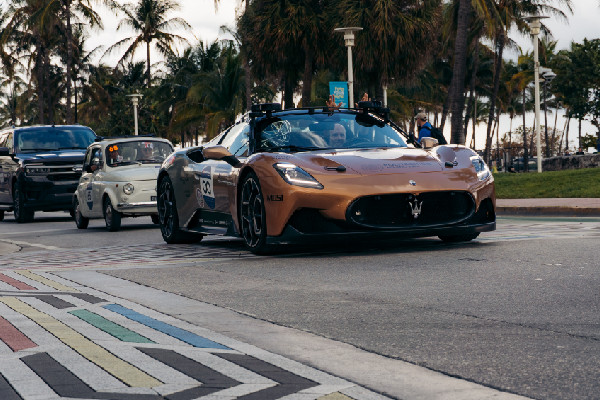 New Speed Record Set by Maserati MC20