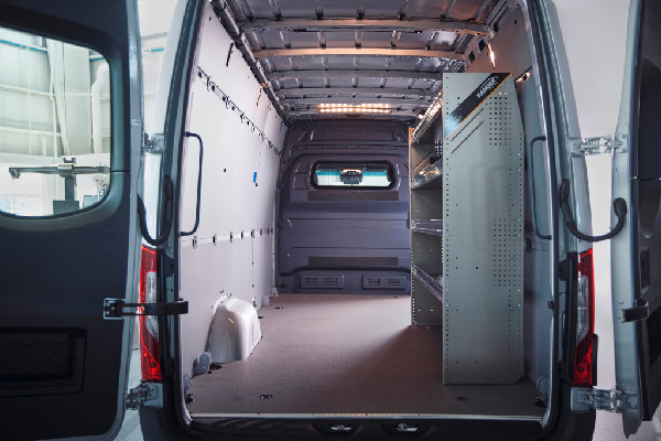 Mercedes-Benz USA Launches New VanSolution Model