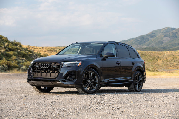 2025 Audi Q7 Receives IIHS TOP SAFETY PICK+ Award