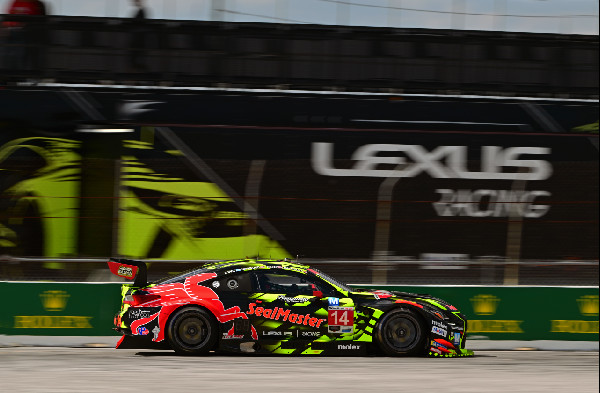 Vasser Sullivan Finishes Second at Sebring