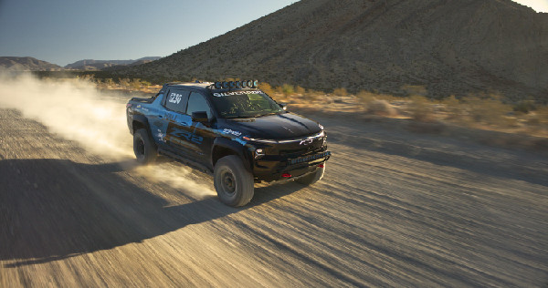 Silverado EV ZR2 Race Truck Concept Revealed