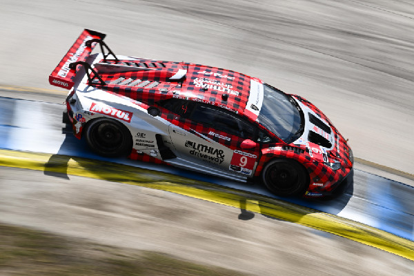 Lamborghini Huracán GT3 EVO2s Finish Sebring Race