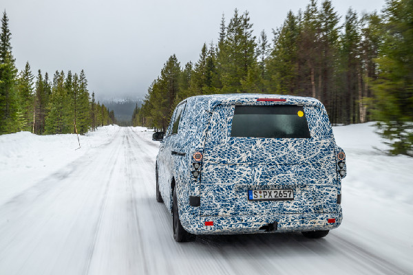 Mercedes-Benz MPVs Tested in Arctic Winter