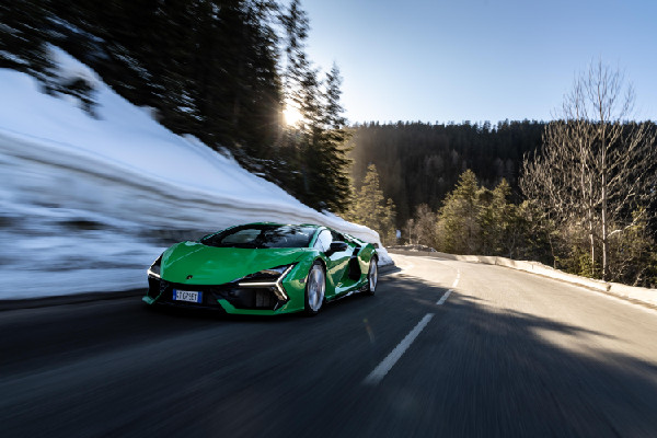 Lamborghini's Luxury Driving Experience in Courchevel