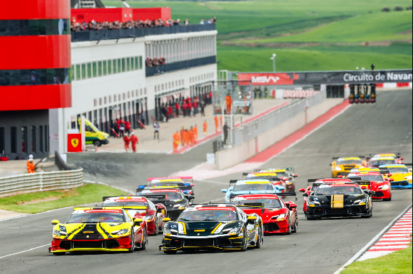 Unique Winners in Ferrari Challenge at Navarra