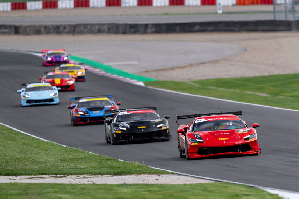 Unique Winners in Ferrari Challenge at Navarra