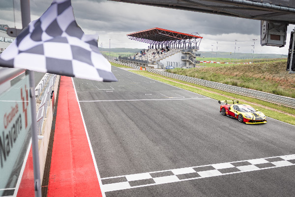 Unique Winners in Ferrari Challenge at Navarra
