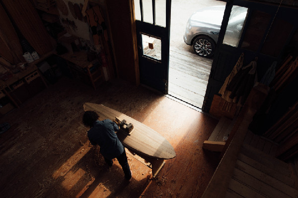 Bentley Motors Introduces Bespoke Surfboard