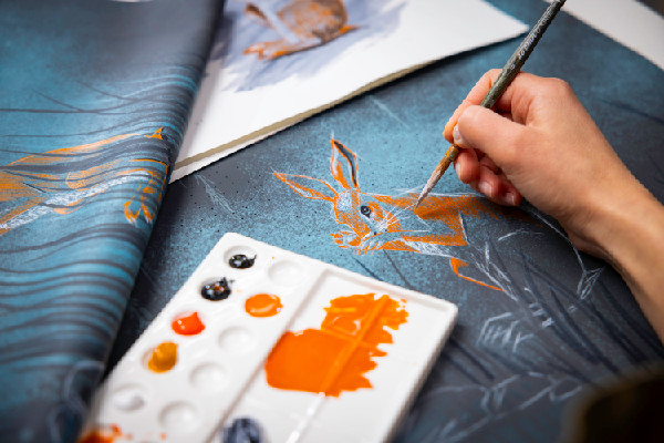Rolls-Royce Unveils Bespoke Artwork for London Craft Week