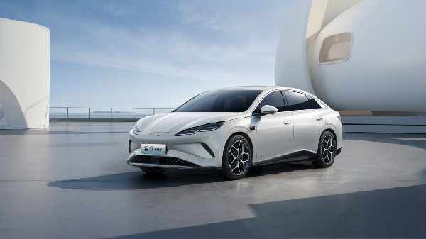 BYD Unveils Innovations at Auto Shanghai