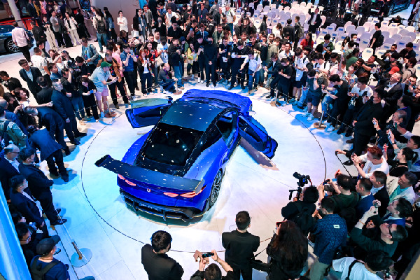 BYD Unveils Innovations at Auto Shanghai