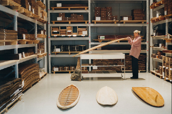 Bentley Motors Introduces Bespoke Surfboard