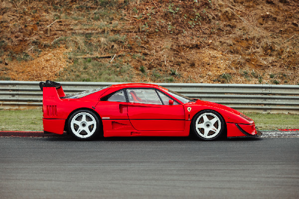 Ferrari F40 Competizione and Pagani Huayra R Auction
