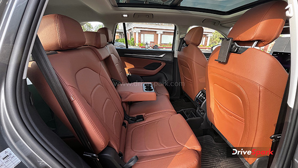 2025 Skoda Kodiaq Review second row legroom