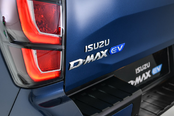 Isuzu D-Max EV Unveiled at CV Show 2025