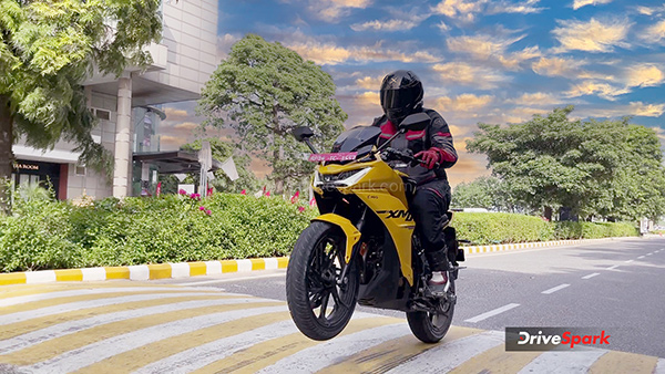 Hero Karizma XMR 210