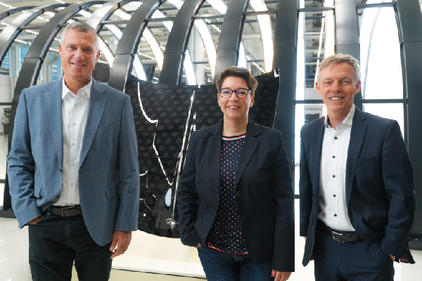 ABB Introduces PixelPaint at Mercedes-Benz Plant