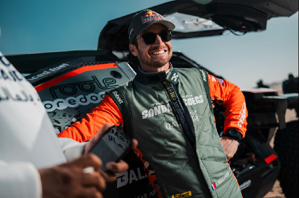 Dacia Sandriders Ready for Safari Rally