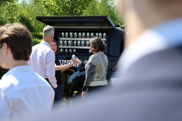 Isuzu Partners with Arctic Coffee for Summer Fun