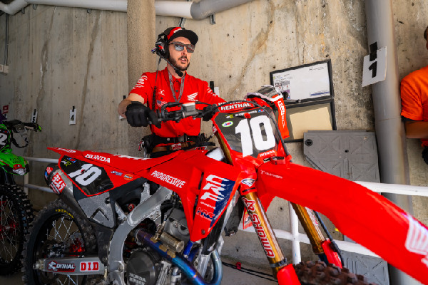 Wilson Places Seventh in Supercross Finale