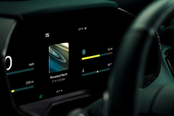 Aston Martin Unveils Apple CarPlay Ultra Integration