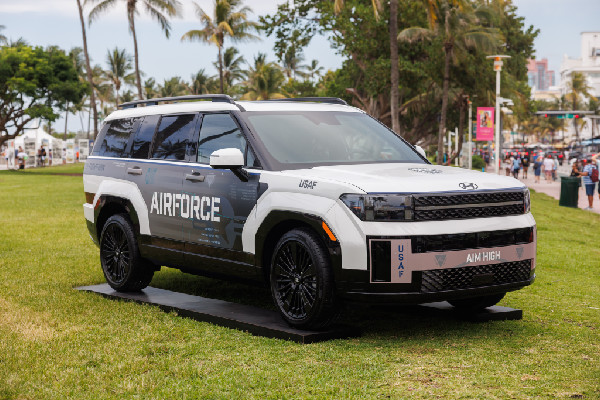 Hyundai Celebrates America's Heroes This Memorial Day