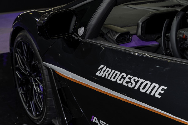 Lamborghini Debuts at DreamHack Dallas 2025
