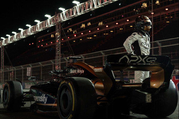 Mercedes-AMG Introduces APXGP Edition for F1 Film