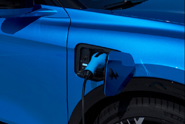 Introducing the Alpine A390 Sport Fastback