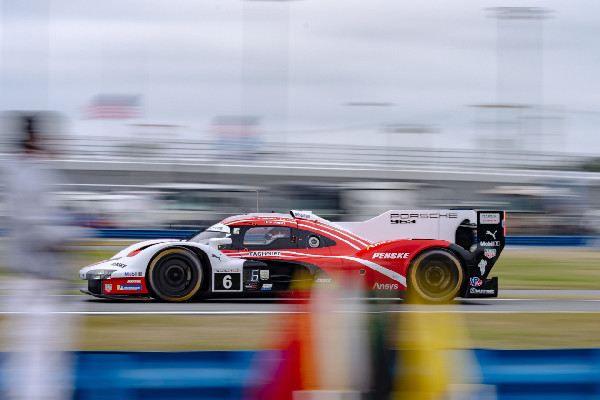 Porsche Targets Win at Laguna Seca Race